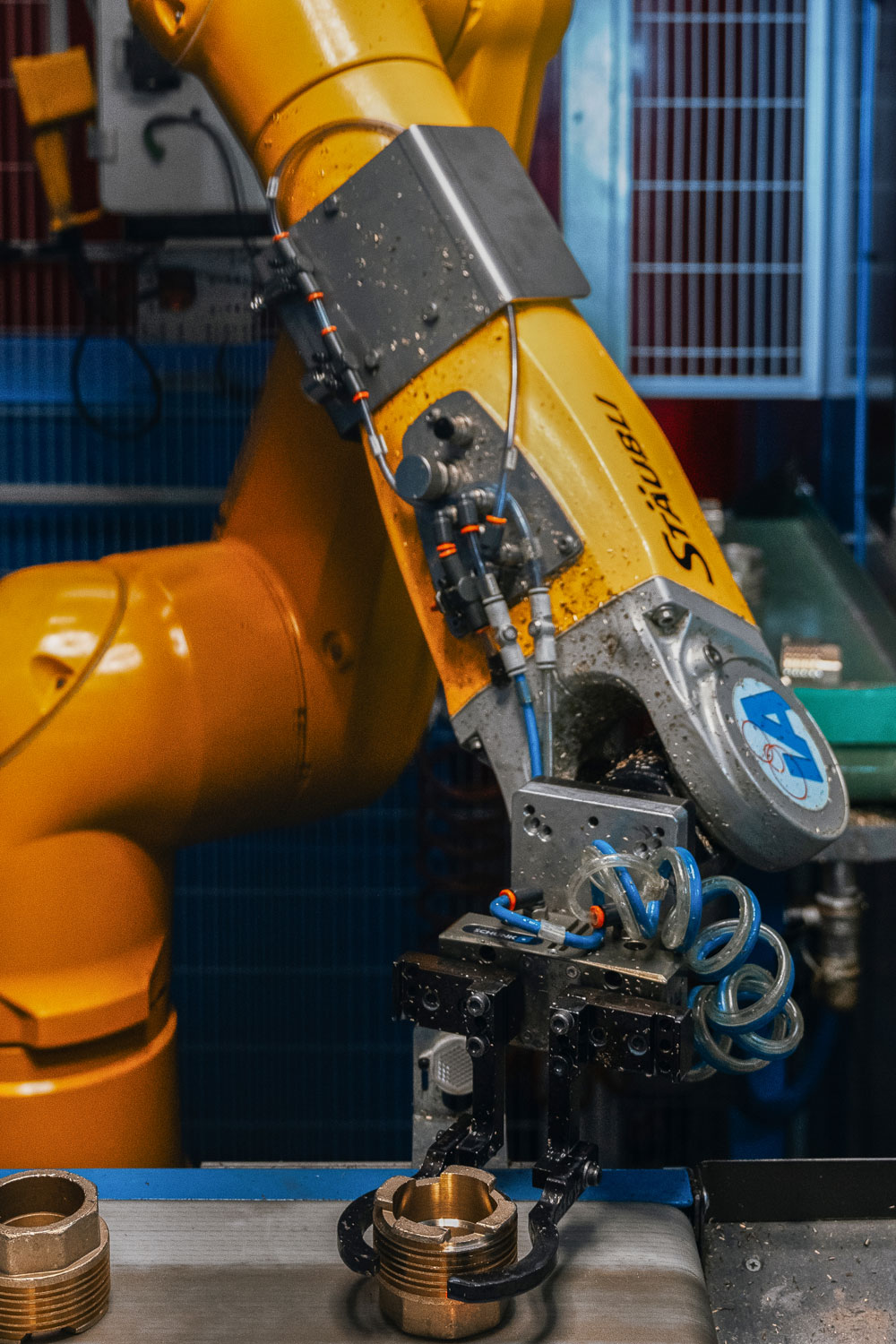 macchinari-robottizati-1-at-lm